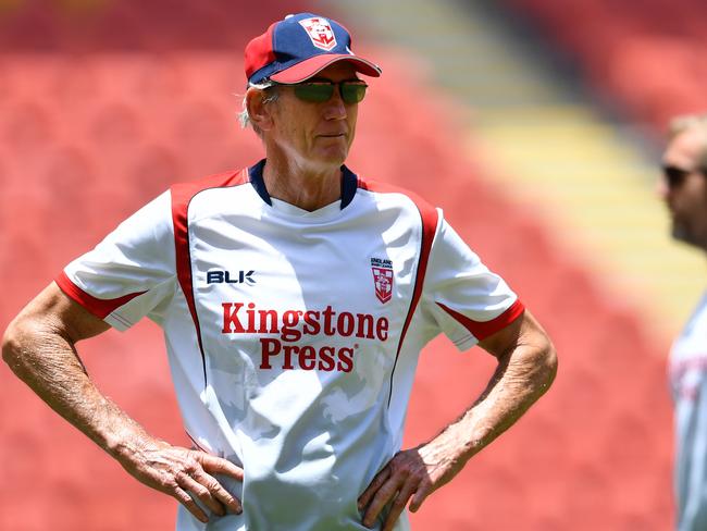 England coach Wayne Bennett (centre) is seen during the England team captains training run at Suncorp Stadium in Brisbane, Friday, December 1, 2017. England will play Australia in the final of the Rugby League World Cup on Saturday, December 2 in Brisbane. (AAP Image/Darren England) NO ARCHIVING