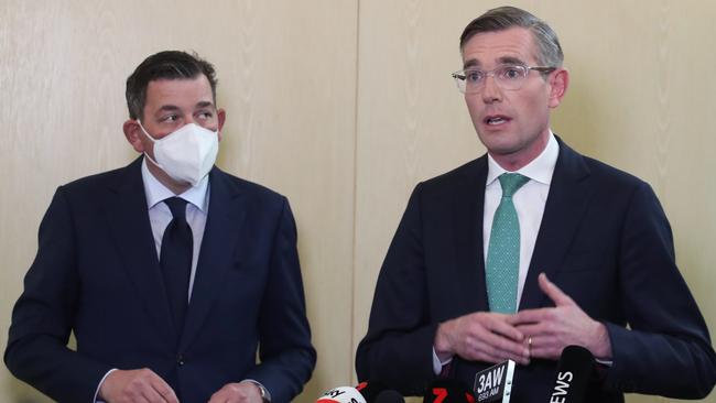 Victorian Premier Daniel Andrews and NSW Premier Dominic Perrottet believe its worth reconsidering the mandatory isolation period. Picture: David Crosling