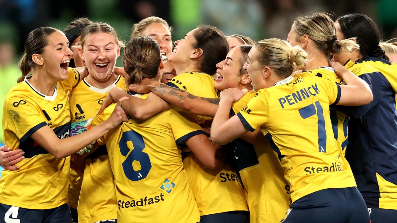 Mariners achieve glory for the first time in grand final shoot out epic