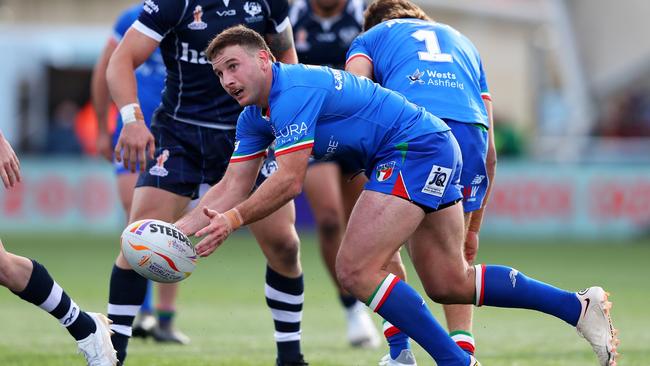 Jack Campagnolo of Italy looks for a pass during Rugby League World Cup 2021 Pool B match between Scotland and Italy at Kingston Park on October 16, 2022 in Newcastle upon Tyne, England. (Photo by Alex Livesey/Getty Images for RLWC)