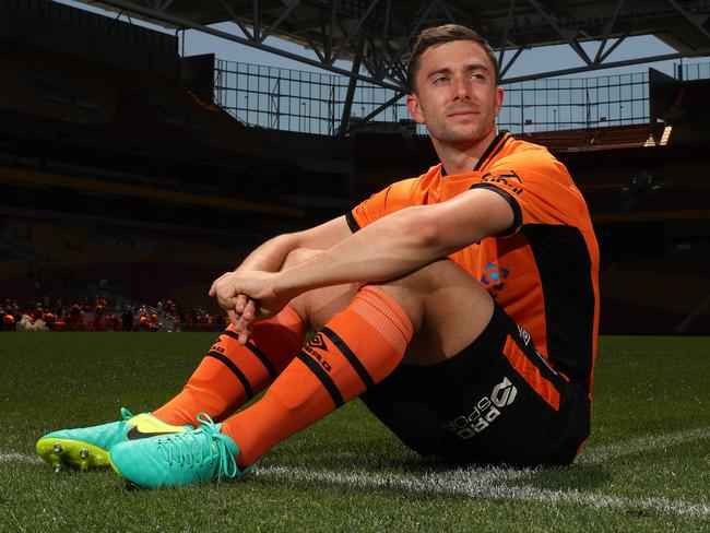 NO INTERNET BEFORE MIDNIGHT Brisbane Roar coach Tommy Oar. Pic Peter Wallis