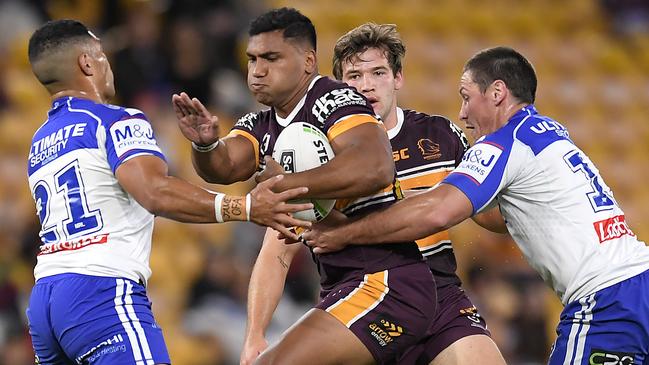 Tevita Pangai Junior charges into the Bulldogs defence. Picture: Getty Images