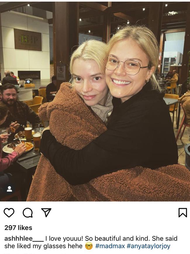 Actor Anya Taylor-Joy at The Broken Hill Pub with worker Ashlee Nicholas. Picture: Jonathan Ng