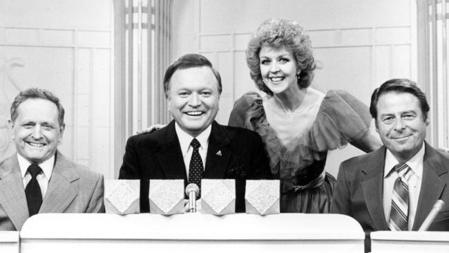 Bert and Patti Newton on the set of Ford Superquiz in 1982.