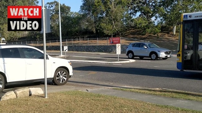 Cars struggling to turn out of Bunnings Mt Gravatt