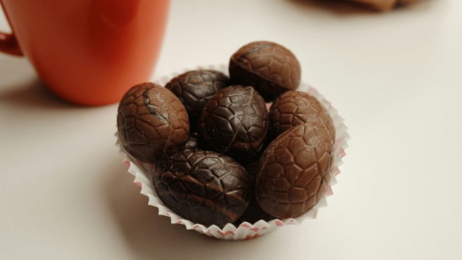 With Easter just around the corner, we’ve got cacao on our minds. So we asked a leading dietitian for the healthiest picks, from low sugar to decadent dark. Good news for the dedicated chocoholics out there: eating a healthy diet doesn’t have to mean cutting out your favourite sweet snack. In fact, this beloved treat has a host of hidden health benefits (not to mention the joy-related effects of savouring it on the regular) too often forgotten in our diet-obsessed world. Other than being packed with important minerals like zinc, copper and magnesium, the quality kind contains flavonoids (plant-based compounds) that have antioxidant properties and can help dial down inflammation. Translation: chocolate can actually support wellbeing, as opposed to completely derailing it.Of course, like most good things, you can easily have too much of it, especially if you have a raging sweet tooth. But there’s no need to banish your favourite block to the back of the pantry until a special occasion arises. In fact, chocolate can be a regular and healthy part of your diet. How, you ask? Well, it all starts with making a smart choice in the confectionary aisle during your weekly grocery run.So, to make life simple, we asked dietitian Joanna McMillan to nominate the best of the supermarket chocolate bunch. If the Easter Bunny doesn’t deliver the goods this year, take matters into your own hands and add these to cart for a hit of instant satisfaction.