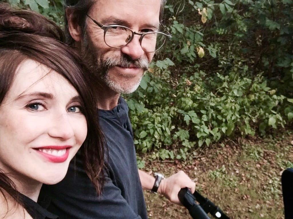 Carice van Houten and Guy Pearce after the birth of their son, Monte. Picture: Twitter/Guy Pearce