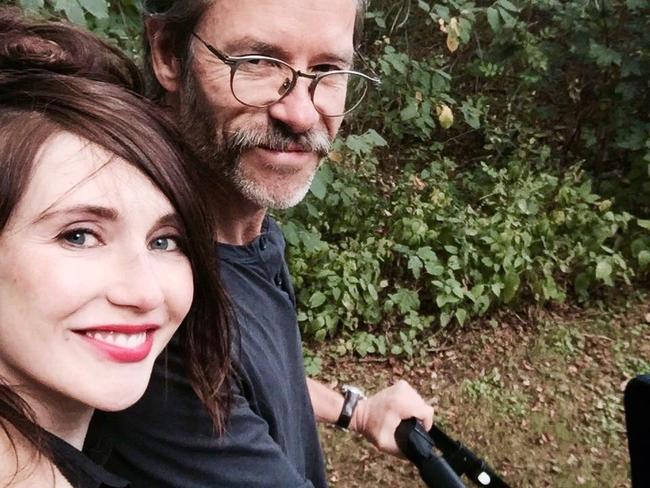 Carice van Houten and Guy Pearce after the birth of their son, Monte. Picture: Twitter/Guy Pearce