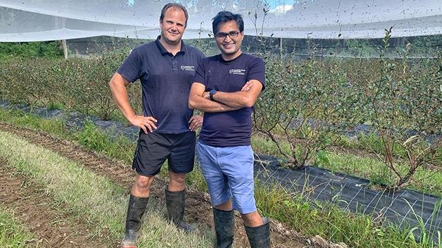 Southern Cross University’s PhD researchers and report authors Shane White and Praktan Wadnerkar have helped develop a prototype bioreactor. Picture: Southern Cross University