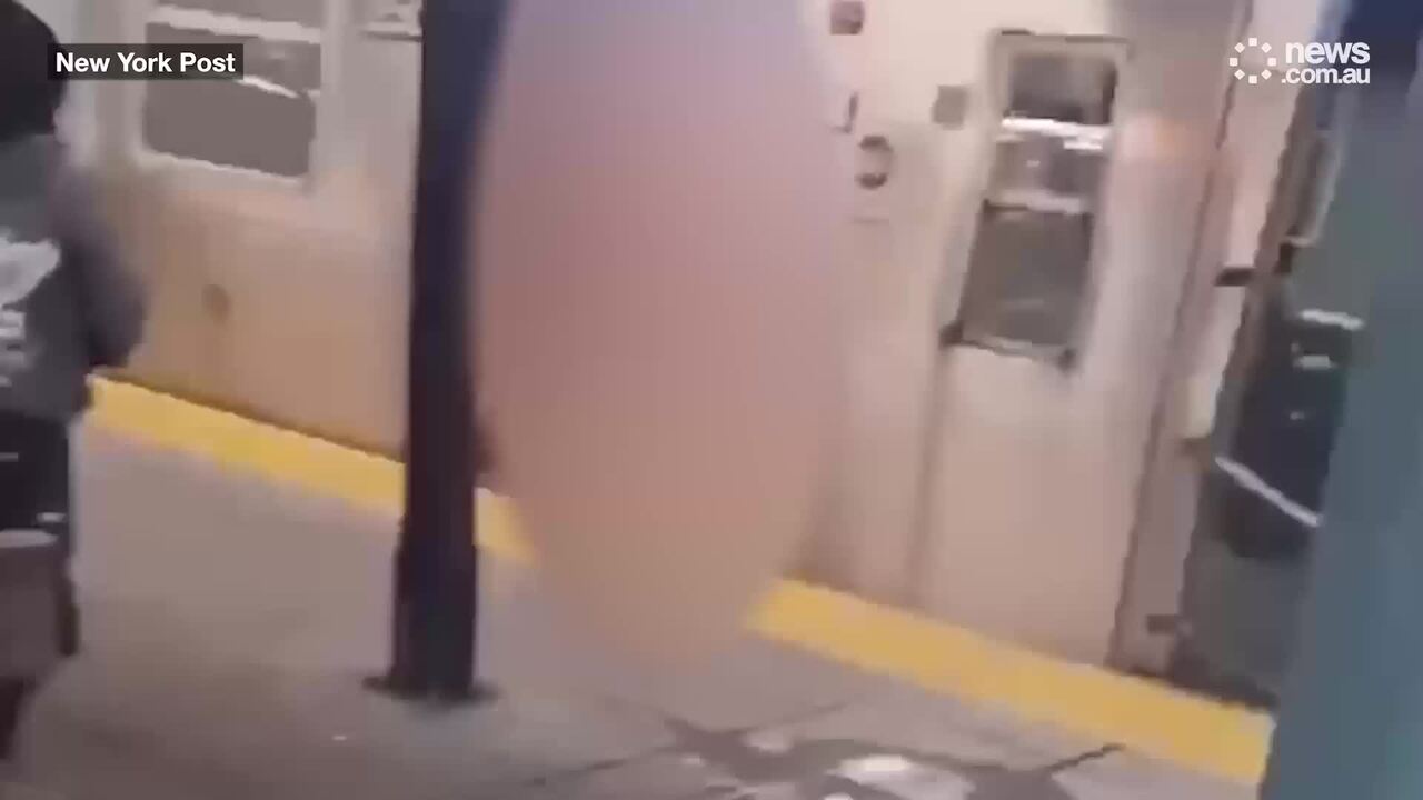 Suspect sets sleeping subway passenger on fire