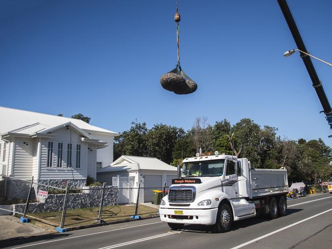 Council spent the weekend craning in huge two-tonne rock bags. (NEWSLOCAL / Troy Snook)