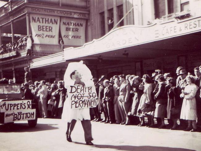 The University of Adelaide Prosh Day parade, circa 1950s.