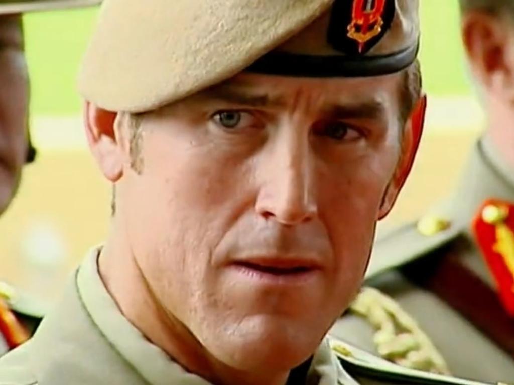 Ben Roberts Smith Father Of Killed Aussie Soldier Steps In To Defend