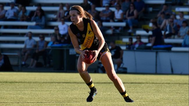 Glenelg’s Lucy Bellinger in action during round one. Picture: Gordon Anderson