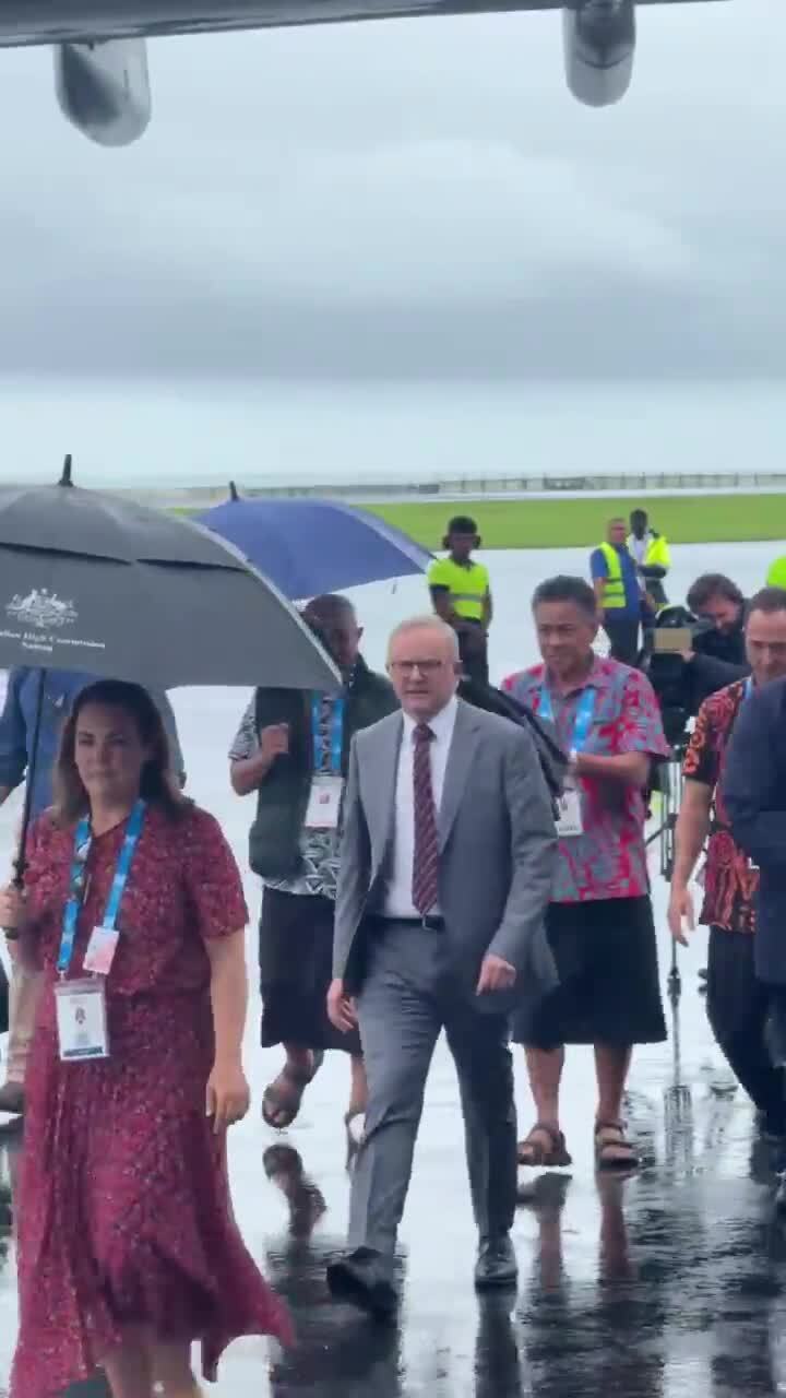 PM arrived at CHOGM