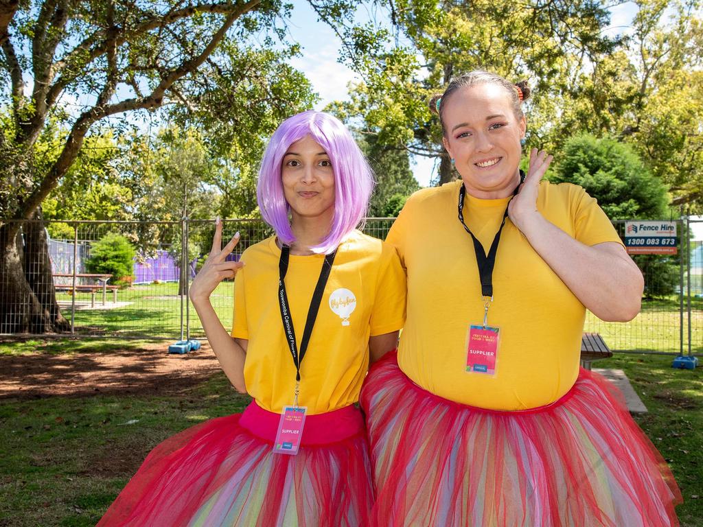 Natasha Kiddle and Nikita Walter. Festival of Food and Wine, Queens Park, Toowoomba Carnival of Flowers. Saturday September 10, 2022 Picture: Bev Lacey