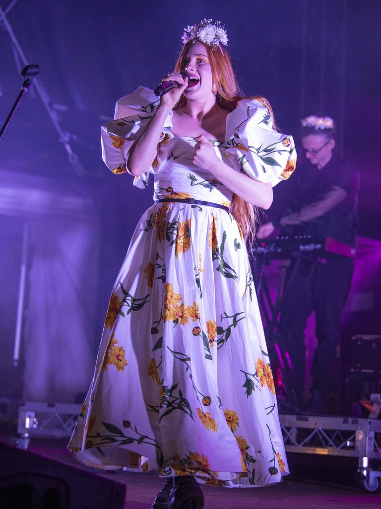 Friday nights headline act Vera Blue performs at the Toowoomba Carnival of Flowers Festival of Food and Wine. Friday, September 9, 2022. Picture: Nev Madsen.