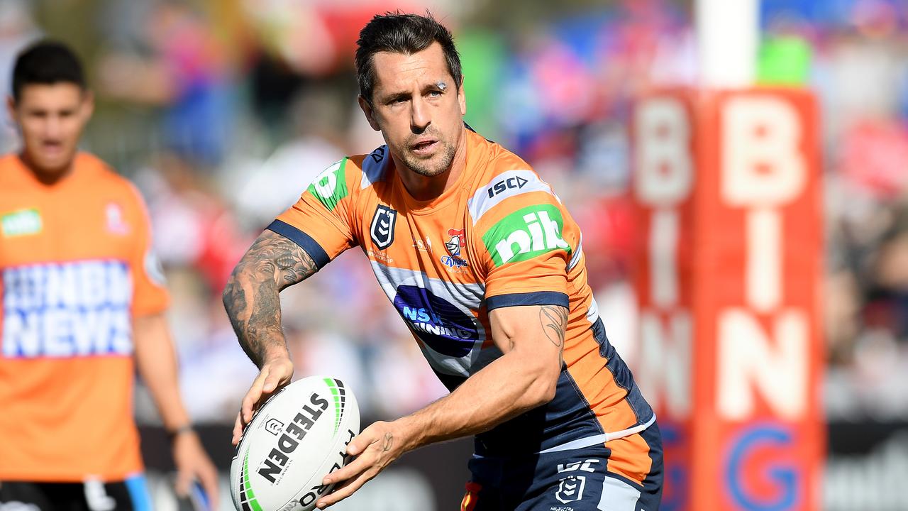 Mitchell Pearce had four try assists to lead the Knights to a big win over the Dragons and put his hand up for Blues selection.