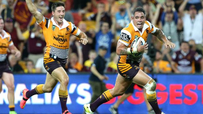 Corey Parker crosses the line for his first-half try. Picture: Peter Wallis