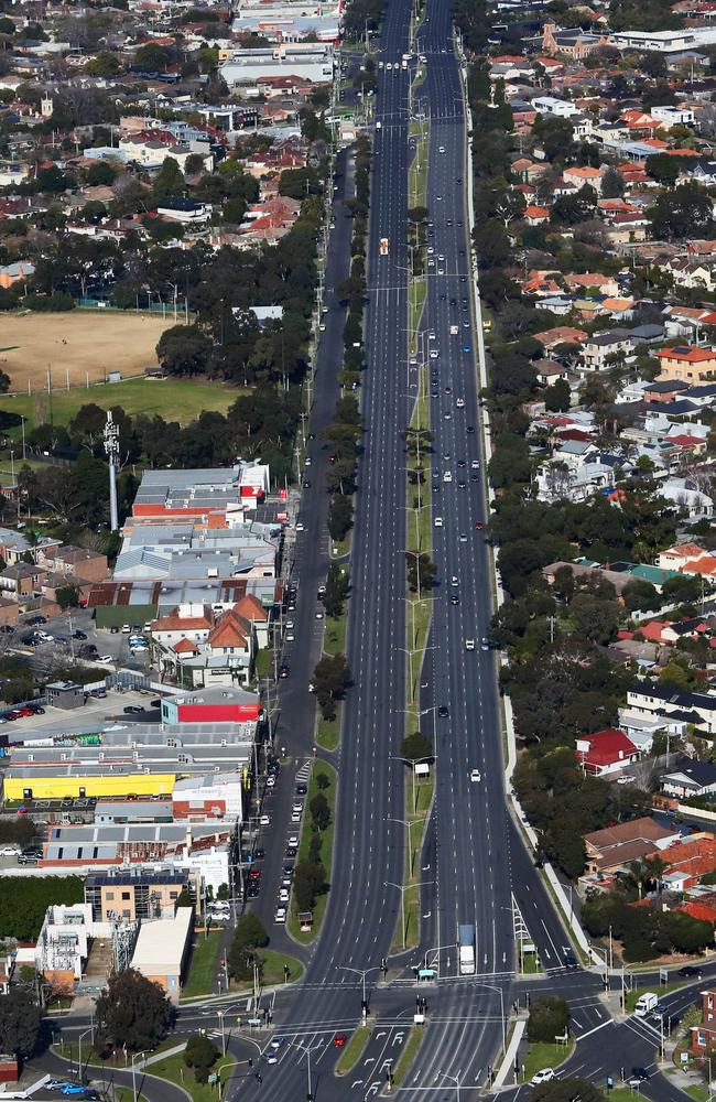 Aerial pictures of empty roads in Melbourne as strict stage 4 lockdowns are enforced. Nepean Hwy near the Centre Road intersection. Aaron Francis/The Australian