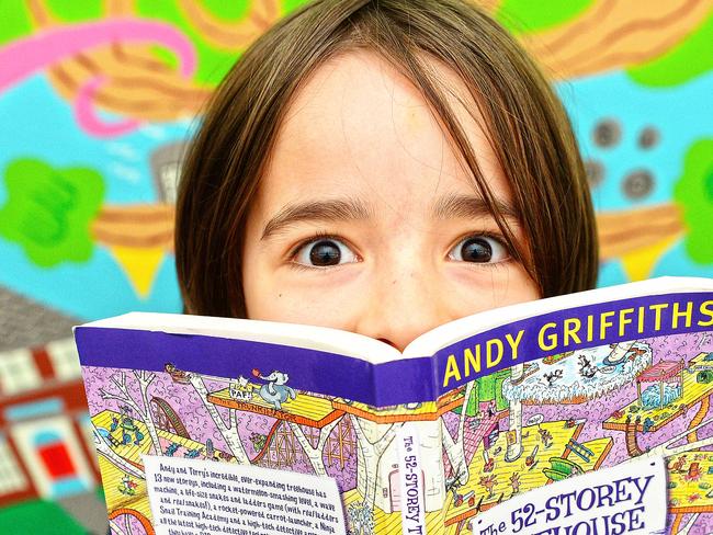 9 yr old Ripponlea Primary School student, Dylan Manasseh, has won the 2015 Andy Griffiths/ Dymocks story writing competition, with his short story ÒMr KoalaÕs Wonderful Treehouse.Ó The annual competition is open to primary school aged children nationally.