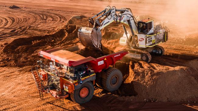 An autonomous haul truck at Capricorn Metals' Karlawinda gold mine.