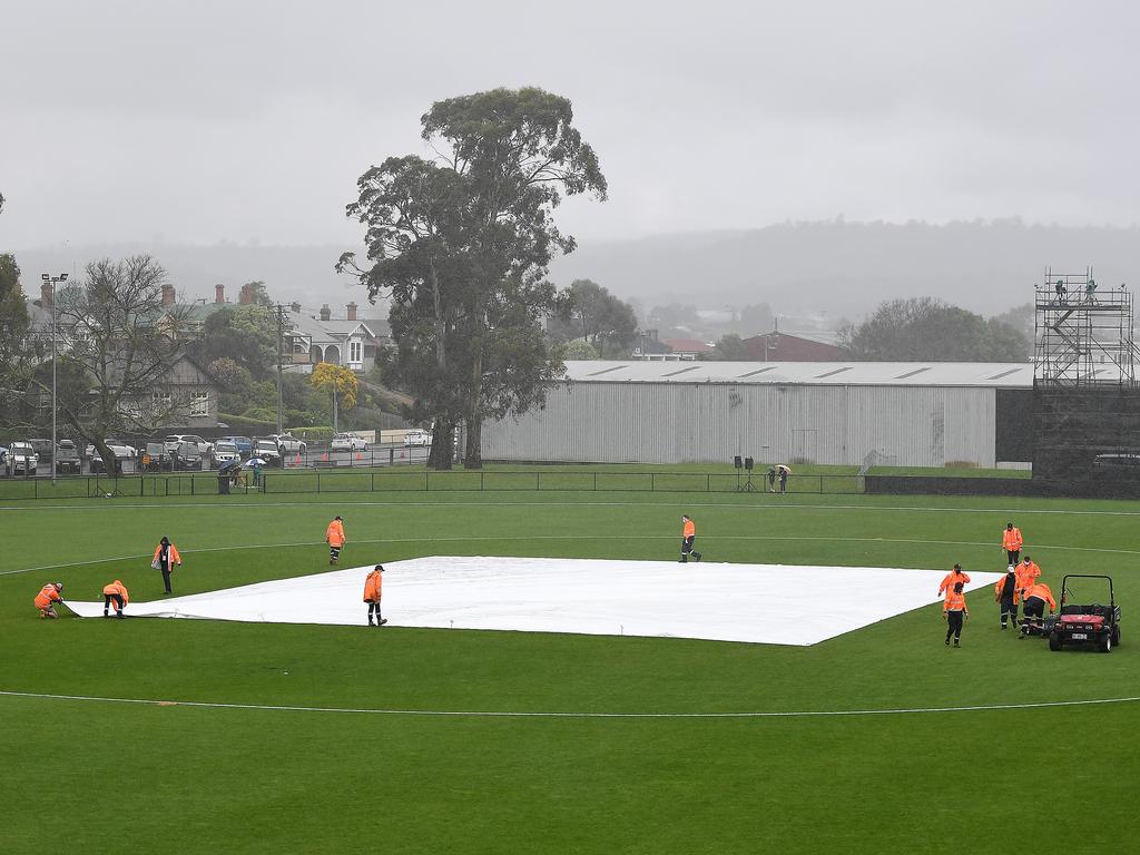 It was a rainy day on the Apple Isle. (Photo by Steve Bell/Getty Images)