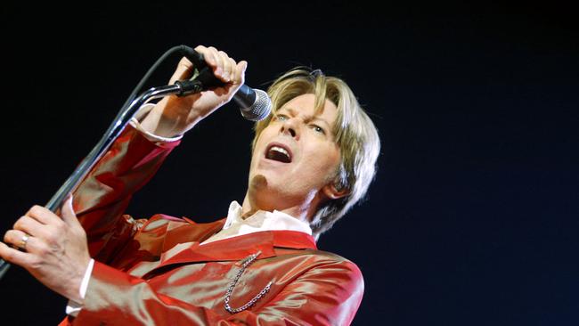 Bowie performs at the Zenith in Paris in 2002.