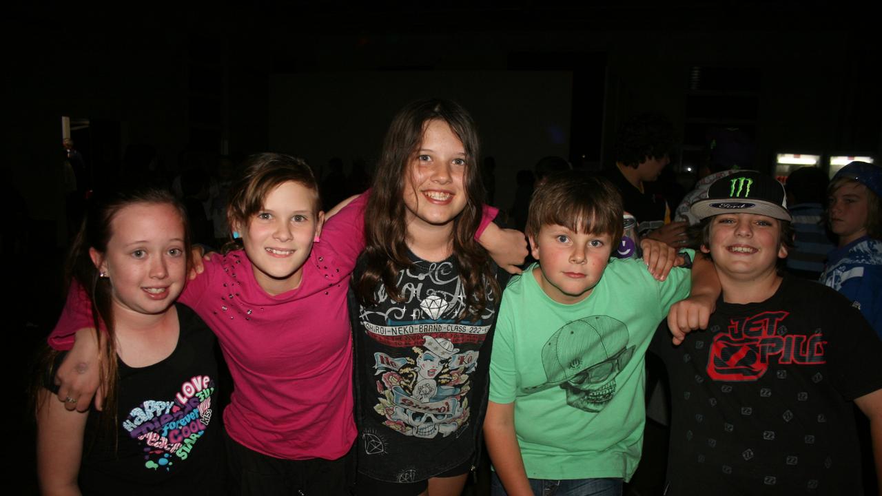 Brianna Buchanan, Aniela Kuhn, Georgia Wright, Corey Bower and Nathan Harmond dance the night away at the Blue Light Disco. Photo Deanna Millard / Warwick Daily News