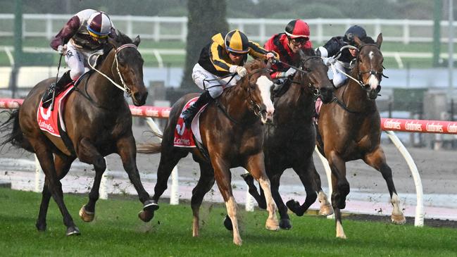 Sweet Ride impressed winning the 1000m Benchmark 100 but Ashford Street (left) finished intently first-up from a long break. Picture: Vince Caligiuri–Getty Images