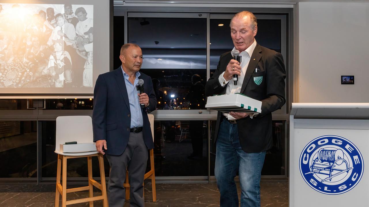 Eddie Jones with fellow Randwick and Wallabies legend Simon Poidevin. Photo credit: Peter Meagher.