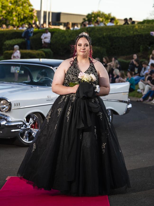 Maddison Utz arrives at Harristown State High School formal at Highfields Cultural Centre, Friday, November 18, 2022. Picture: Kevin Farmer