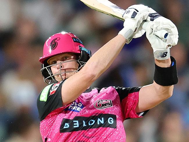 Watch: Freak play crucial as Sixers end Strikers’ BBL finals hopes