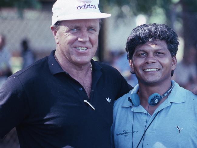 Ted Whitten and Maurice Rioli at the 1990 Tiwi Islands decider. Picture: Dennis Schulz.