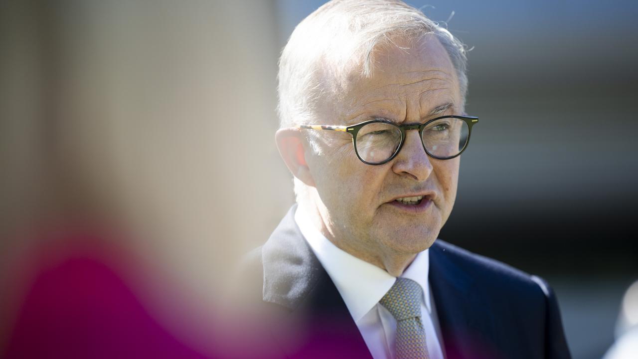 Anthony Albanese has looked fearful of what has been thrown to him by journalists from day one of this election campaign. Picture: Matt Jelonek/Getty Images