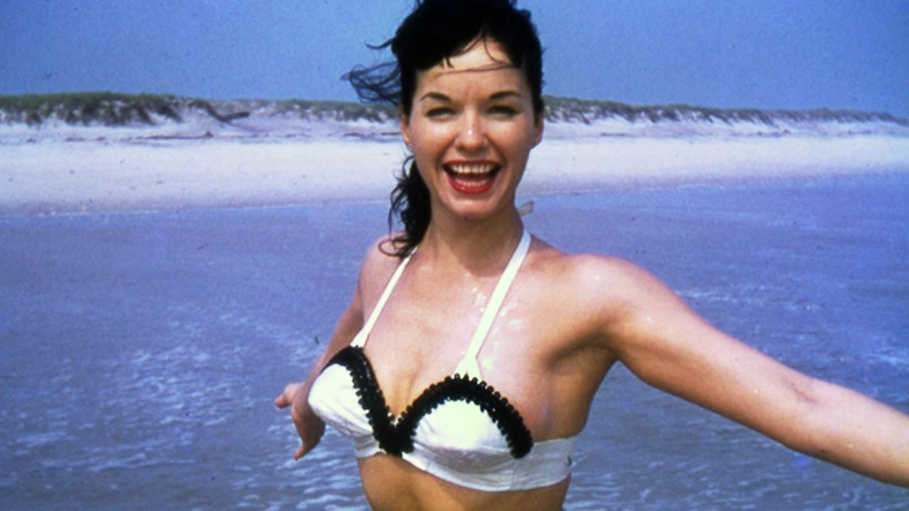 Bettie Page ended her modelling career permanently after finding God. 