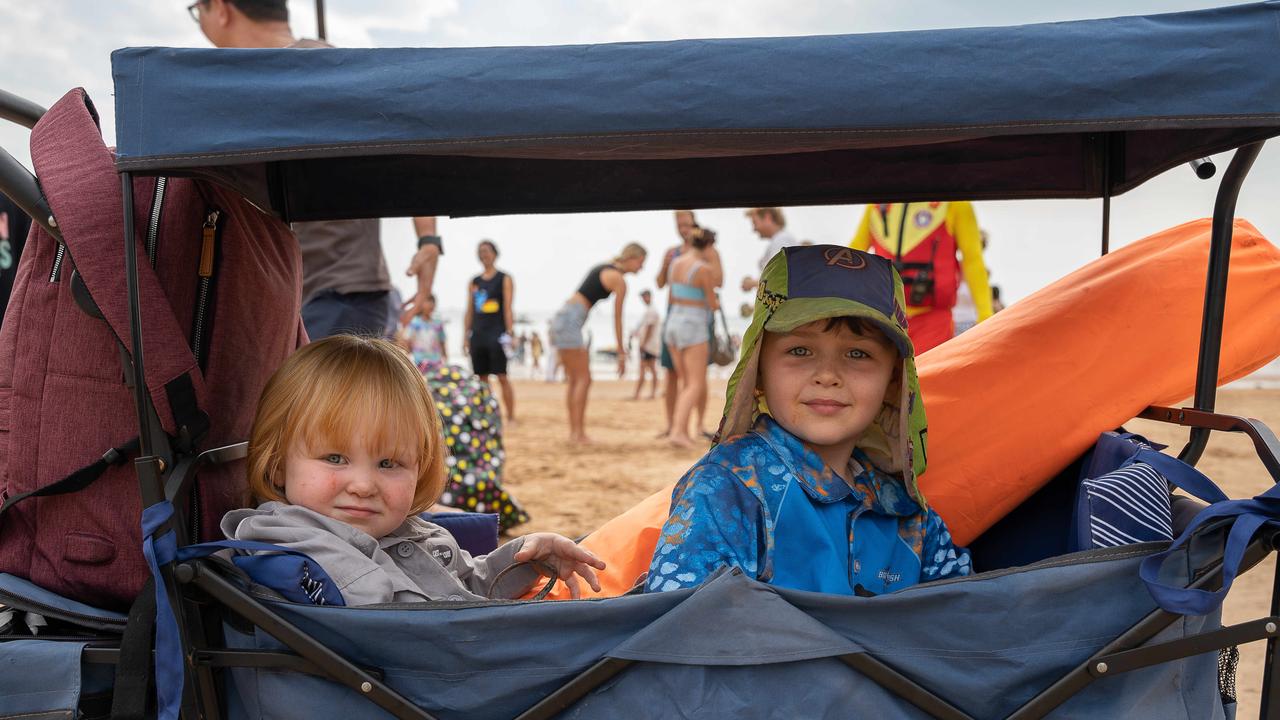 Keavy mcelwee and Quill Mcelwee at the Darwin Beer Can Regatta at Mindil Beach, 2023. Picture: Pema Tamang Pakhrin