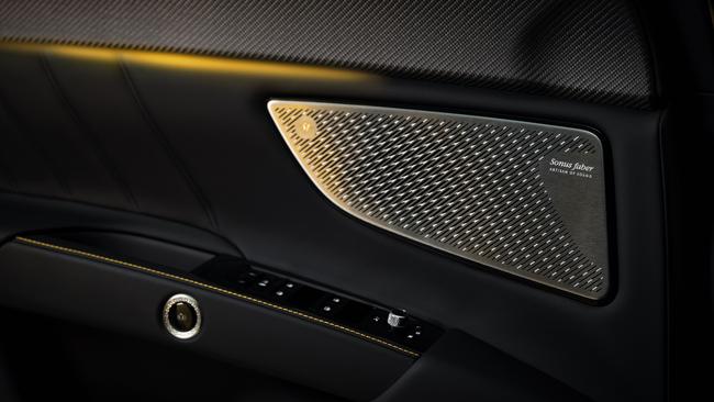 There are also touches of the kind of slightly rough carbon fibre that feels pleasantly real to the touch.