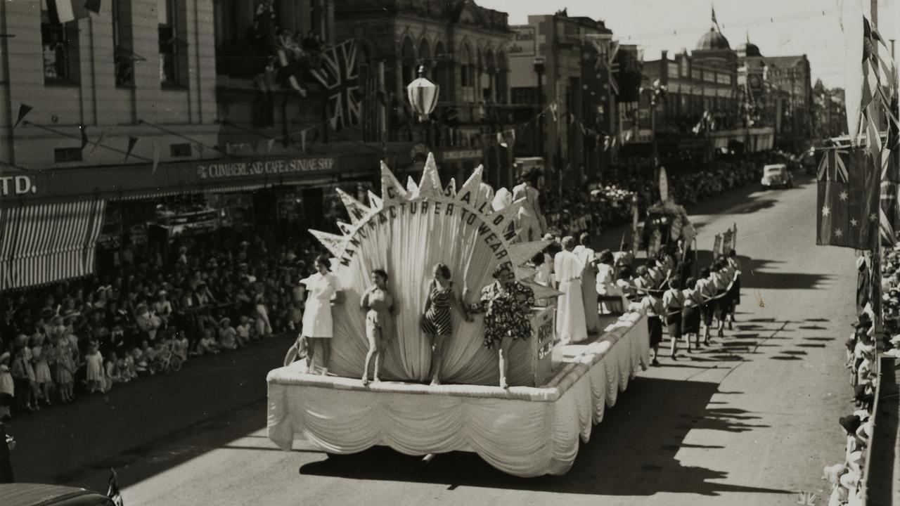 Parramatta’s sesqui-centennial parade, Church Street, textile and fashion themed float, and crowd lining street, 1938. Picture: Local Studies Photograph Collection, City of Parramatta