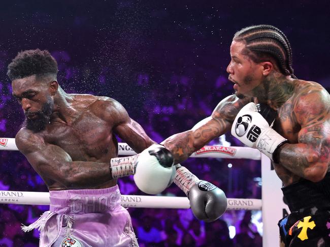 LAS VEGAS, NEVADA - JUNE 15: WBA lightweight champion Gervonta Davis (R) punches Frank Martin during a title fight at MGM Grand Garden Arena on June 15, 2024 in Las Vegas, Nevada. Davis retained his title with an eighth-round knockout.   Steve Marcus/Getty Images/AFP (Photo by Steve Marcus / GETTY IMAGES NORTH AMERICA / Getty Images via AFP)