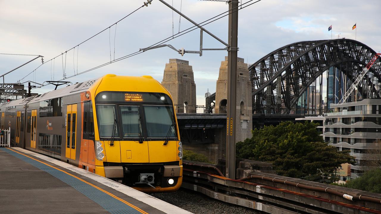 Heavy weather in Sydney has shut down public transport and delayed flights in the city. Picture: NCA Newswire / Gaye Gerard