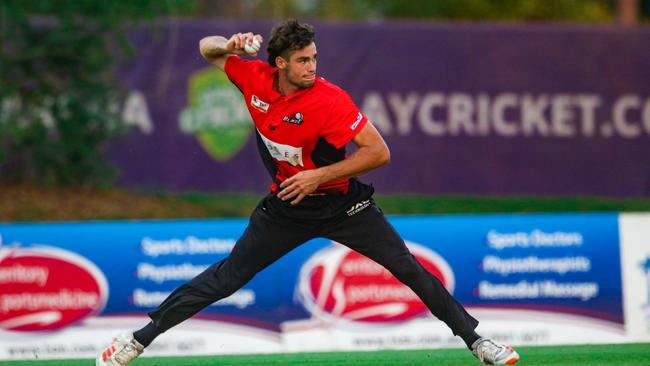 Blaze’s Hugo Burdon in the opening game of the NT Strike League as the City Cyclones V The Desert Blaze. Picture: Glenn Campbell