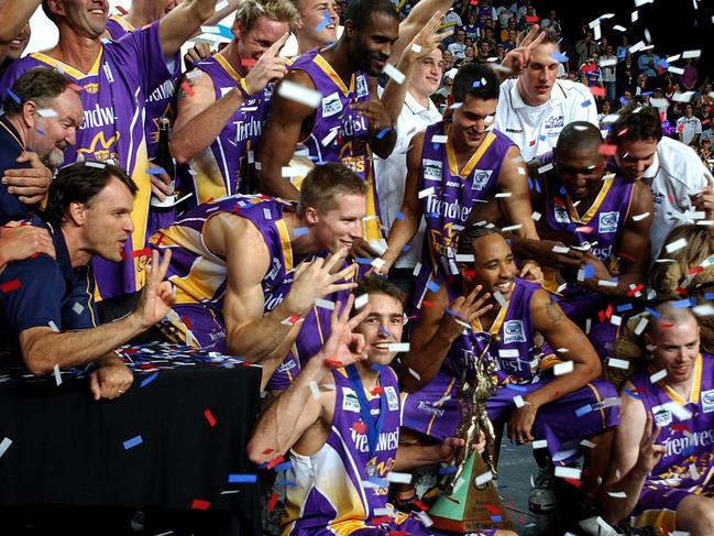 Saturday March 19th, 2005 NBL Grand Final Game 3The Sydney Kings win the 2005 Philips Championship Grand Final series 3-0, crushing the Wollongong Hawks 112-85 at the Sydney Entertainment Centre. Pic by Craig Wilson  Kings players: 04.BJ Carter	SG 10. Jason Smith	SF 11. Luke Martin	PG 12. Bradley Sheridan	SF 13. Brett Wheeler	C 20. David Barlow	SF 24. Luke Brennan	PF 30. CJ. Bruton	PG 32. Ben Knight	SF 41. Rolan Roberts	PF 54. Mark Sanford	C