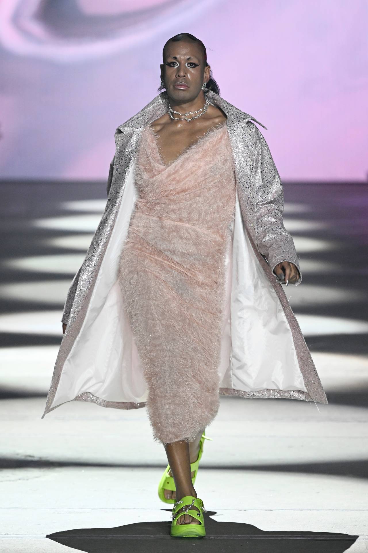 <p><em>Image credit: Getty Images</em></p><p>A glittery coat from Erik Yvon. </p>