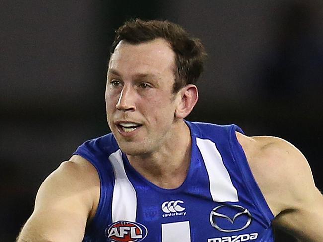 Roo beauty! Goldstein snubs Cats mega deal