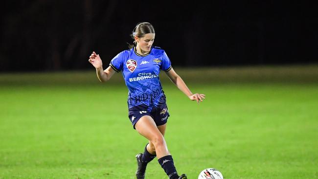 Sienna Williams in action for the South West Queensland Thunder. Picture: Annette’s Action Shots