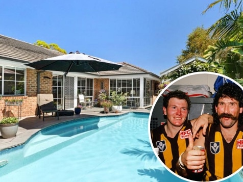 38 Rosebud Ave, Rosebud with Gary Buckenara inset - for Herald Sun realestate