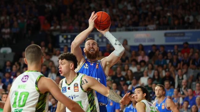 BRISBANE, AUSTRALIA – DECEMBER 30: Aron Baynes of the Bullets shoots duringthe round 13 NBL match between Brisbane Bullets and South East Melbourne Phoenix at Nissan Arena, on December 30, 2023, in Brisbane, Australia. (Photo by Chris Hyde/Getty Images)