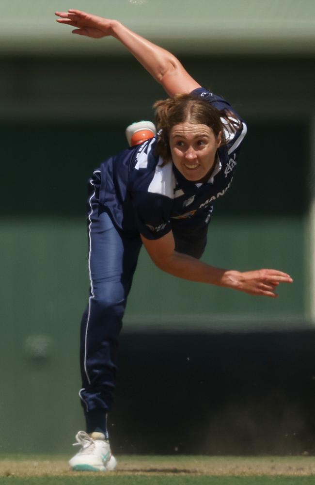 Tayla Vlaeminck, dubbed ‘the Bendigo Bullet’, is set to play for Australia during the limited overs tour of Bangladesh this month. Picture: Daniel Pockett / Getty Images