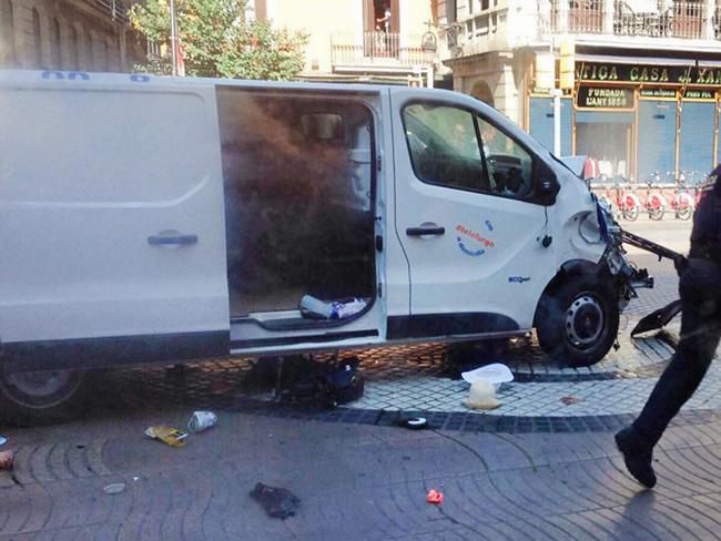 Twitter image of the white van used in the terror attack at Las Ramblas in Barcelona.